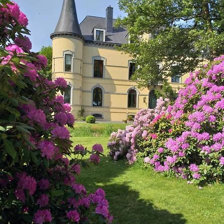 Chateau Les Tourelles Bertrix Exteriör bild